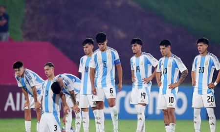 বিশ্বকাপ থেকে ছিটকে গেল আর্জেন্টিনা