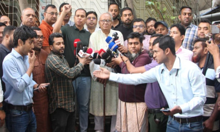 ভারত থেকে পাঠানো বিপুল অর্থে দেশে নাশকতার চেষ্টা করছে আওয়ামীলীগ: রিজভী