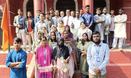 আরসিআরইউর নবীনবরণ অনুষ্ঠিত