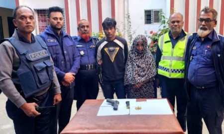 বিদেশি পিস্তল ও ৮ রাউন্ড গুলিসহ গ্রেপ্তার ২