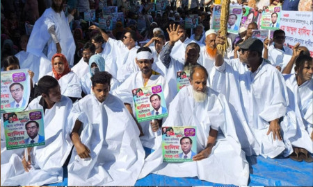 জামালপুরে মনোনয়ন পরিবর্তনের দাবিতে বিএনপি কর্মীদের অনশন ও অবস্থান