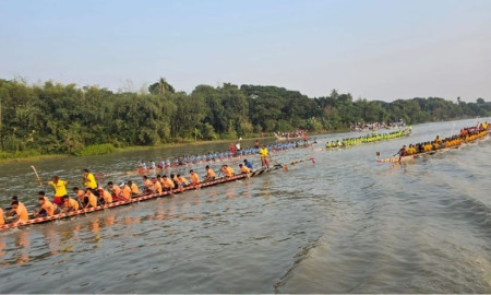 ভৈরব নদে অনুষ্ঠিত নৌকা বাইচ উপভোগ করলেন হাজারো মানুষ