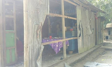 নোয়াখালীতে চাঁদা না পেয়ে প্রবাসীর বাড়িতে হামলা-লুটপাটের অভিযোগ