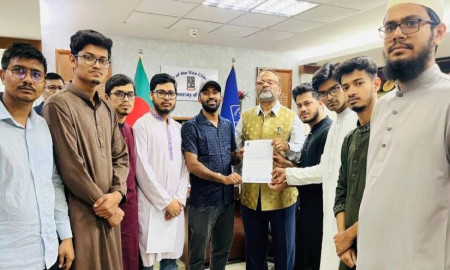 ঢাবির জসীমউদ্‌দীন হলে নতুন ভবন নির্মাণের দাবিতে স্মারকলিপি