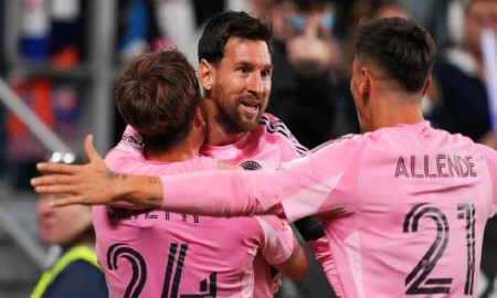 গোল আর হ্যাটট্রিক অ্যাসিস্টে মায়ামিকে ফাইনালে তুললেন মেসি, লিখলেন নতুন ইতিহাস