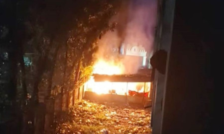 ঢাবির বিজয় ৭১ হলের আগুন নিয়ন্ত্রণে