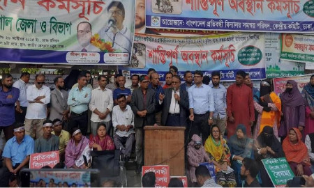 প্রতিবন্ধী বিদ্যালয়ের শিক্ষকদের ‘লং মার্চ টু সচিবালয়’ কর্মসূচি ঘোষণা