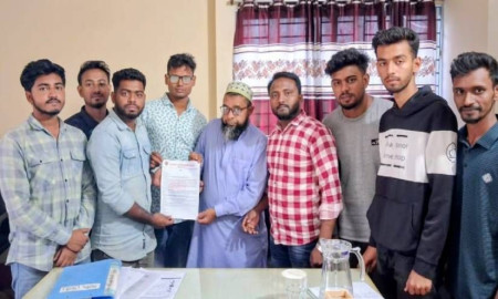 হাইড্রোলিক হর্ন বন্ধে সাতক্ষীরা পরিবেশ অধিদপ্তরে ছাত্রদলের স্মারকলিপি