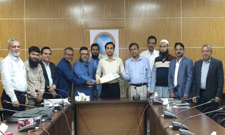 রুয়েট ক্যাম্পাসে সম্প্রসারিত হচ্ছে মোবাইল নেটওয়ার্ক