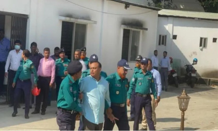 ‘চুপ থাকুন, আপনাকেও আসামি করা হতে পারে’, যা ঘটেছিল ট্রাইব্যুনালের শুনানিতে