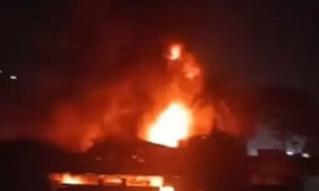 চট্টগ্রামে গুদামে আগুন, ২ ঘণ্টার চেষ্টায় নিয়ন্ত্রণে