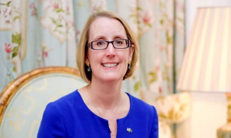 ভিসা জালিয়াতি করলে যুক্তরাজ্যে ১০ বছরের ভ্রমণ নিষেধাজ্ঞা