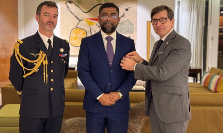 প্রথম বাংলাদেশি হিসেবে ফরাসি ‘ন্যাশনাল ডিফেন্স মেডেল’ পেলেন সেনা কর্মকর্তা