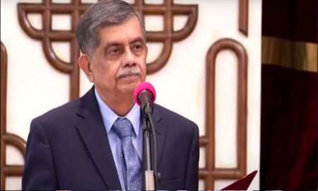 প্রাইভেট ও কোচিং সেন্টারে ঝোঁক কেন বাড়ছে, কারণ খুঁজতে বললেন শিক্ষা উপদেষ্টা