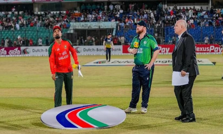 ফিল্ডিংয়ে বাংলাদেশ, একাদশে ৫ বোলার