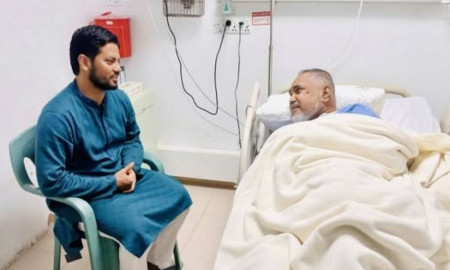 ডা. তাহেরের জন্য দোয়া করতে হাসপাতালে শিবির সভাপতি