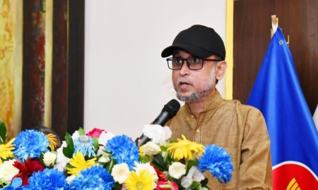 খালেদা জিয়া দেশের সবচেয়ে বড় ইউনিফাইং ক‍্যারেক্টার: সংস্কৃতি উপদেষ্টা