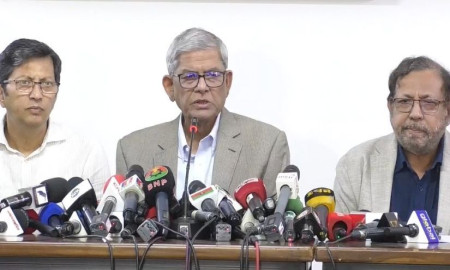 বিদেশে নেওয়ার মতো শারীরিক অবস্থায় নেই খালেদা জিয়া: মির্জা ফখরুল