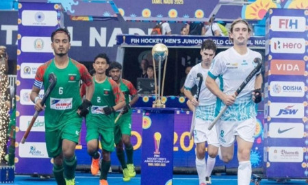 বিশ্বকাপে প্রথমবারের মতো খেলতে নেমে অস্ট্রেলিয়ার কাছে হারল বাংলাদেশ