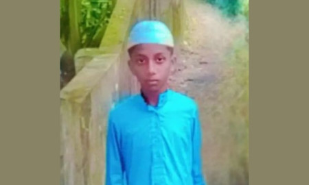নামাজেই মৃত্যুর কোলে ঢলে পড়ল মাদ্রাসাশিক্ষার্থী
