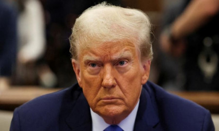 আফগানদের ভিসা বন্ধ করল ট্রাম্প প্রশাসন