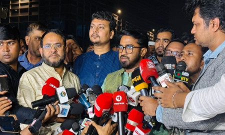 খালেদা জিয়ার অসুস্থতার জন্য দায়ী ভারতীয় মদদপুষ্ট হাসিনা সরকার: রাশেদ খাঁন 