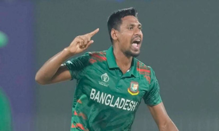 টি-টোয়েন্টিতে নতুন মাইলফলক মোস্তাফিজের