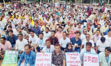 আন্দোলনে থাকা প্রাথমিকের ৪ শিক্ষক নেতাকে শোকজ