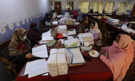 সরকারি মাধ্যমিক বিদ্যালয়ের শিক্ষকদের কর্মবিরতি স্থগিত