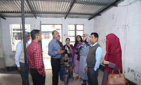 ঢাকা বিশ্ববিদ্যালয়ের আরও ৪ হল পরিদর্শন করল বুয়েটের বিশেষজ্ঞ টিম