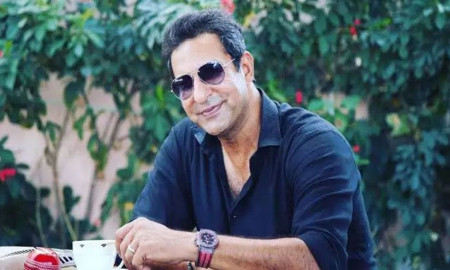 রেকর্ড ভেঙেও বিনয়ী স্টার্ক, আকরামই সেরা বাঁহাতি পেসার