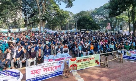পে স্কেল বাস্তবায়নের দাবিতে মহাসমাবেশ, সারাদেশ থেকে আসছেন সরকারি চাকরিজীবীরা