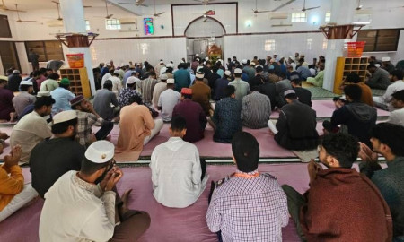 খালেদা জিয়ার আশু রোগমুক্তি কামনায় রুয়েটে দোয়া অনুষ্ঠিত