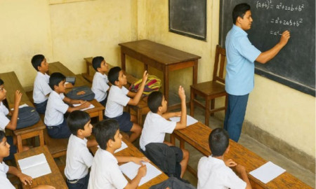 স্কুলের ইসলাম-খ্রিস্টান-বৌদ্ধ শিক্ষায় ১১তম, হিন্দুতে ১০ম গ্রেড দেওয়ায় ক্ষোভ