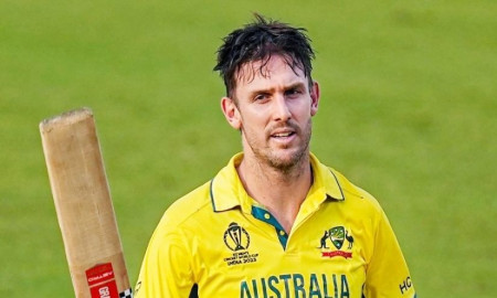 ক্রিকেটের এক ফরম্যাট থেকে অবসরের ঘোষণা মিচেল মার্শের