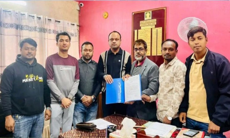 হল ফিস্টে আবাসিক ও অনাবাসিক শিক্ষার্থীদের মধ্যে বৈষম্যের প্রতিবাদ ইবি ছাত্রদলের 