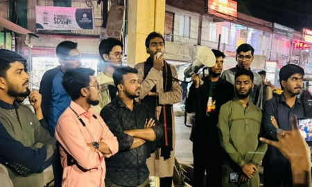 ছাত্রদলের সংঘর্ষে তেজগাঁও কলেজে শিক্ষার্থী নিহত, প্রতিবাদে জবিতে বিক্ষোভ