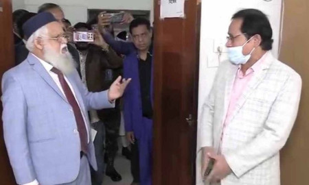 ডিজির সঙ্গে তর্কে জড়ানো ডা. ধনদেব ক্ষমা চেয়ে ফিরলেন আগের দায়িত্বে