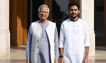 উপদেষ্টা পরিষদের মধ্যাহ্নভোজে আসিফ, বললেন, জনগণের ভালোবাসাই আমার শক্তি