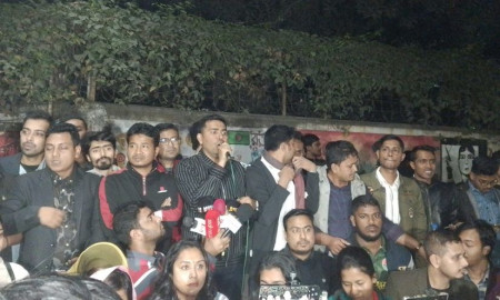 নির্বাচনের তফসিলকে স্বাগত জানিয়ে ঢাবিতে ছাত্রদলের শুভেচ্ছা মিছিল  