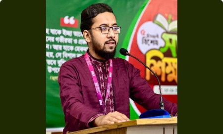 ‘জাবিতে জুলাইয়ে হামলাকারী শিক্ষক-কর্মকর্তাদের বিচার না হওয়া পর্যন্ত রেজিস্ট্রার ভবনে তালা ঝুলবে’