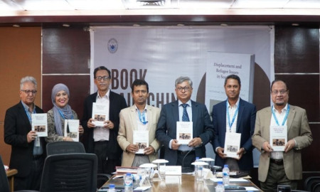 নর্থ সাউথ ইউনিভার্সিটিতে দক্ষিণ এশিয়ায় বাস্তুচ্যুতি ও শরণার্থী ইস্যু নিয়ে বইয়ের মোড়ক উন্মোচন ও আলোচনা
