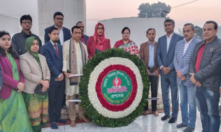 ময়মনসিংহে যথাযোগ্য মর্যাদায় মহান বিজয় দিবস উদযাপন