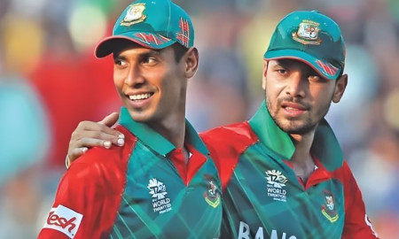 আইপিএল নিলামে মোস্তাফিজের দাম নিয়ে মাশরাফির পোস্ট