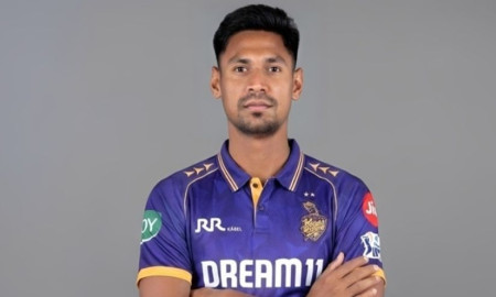 রেকর্ড দাম পেলেও কলকাতার একাদশে মোস্তাফিজের সুযোগ কতটুকু?