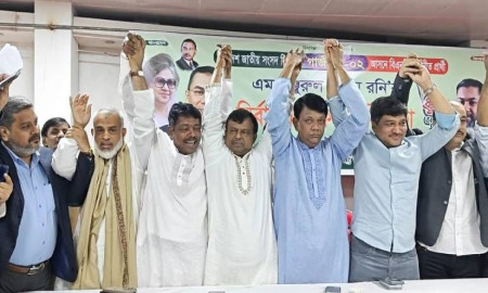 গাজীপুর-২ আসন: ধানের শীষকে বিজয়ী করতে ৭ মনোনয়নপ্রত্যাশী এক মঞ্চে