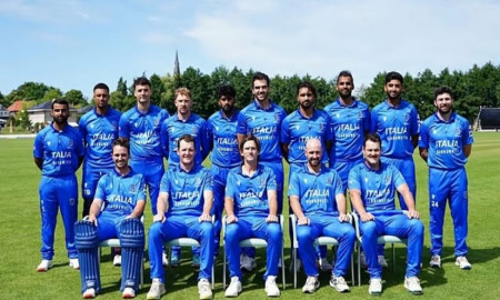 যার হাত ধরে বিশ্বকাপে চান্স পেল দলটি, তাকেই বাদ দিল বোর্ড