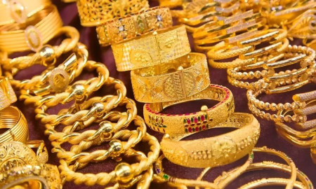 বিশ্ববাজারে-কমছে-স্বর্ণের-দাম-দেশে-ভরি-কত?