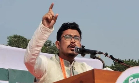 ছাত্রজনতাকে উস্কানিতে পা না দেয়ার আহ্বান ডাকসু ভিপির