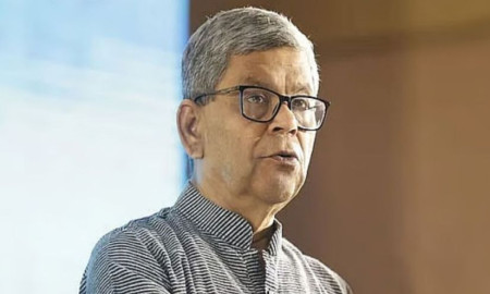 ৫ দিনের রিমান্ড শেষে কারাগারে সাংবাদিক শওকত মাহমুদ